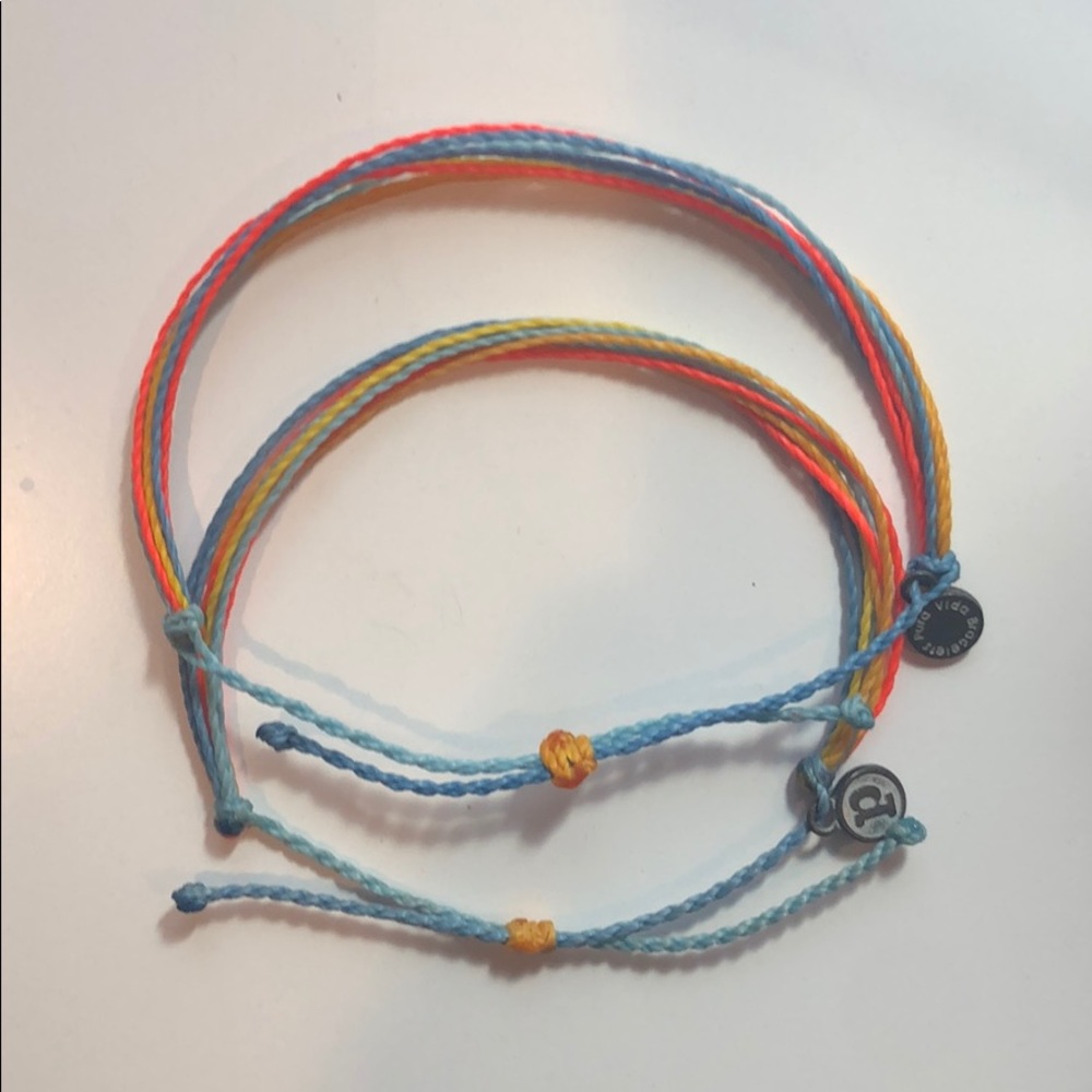 Two multicolered Pura Vida bracelets - Picture 8 of 8